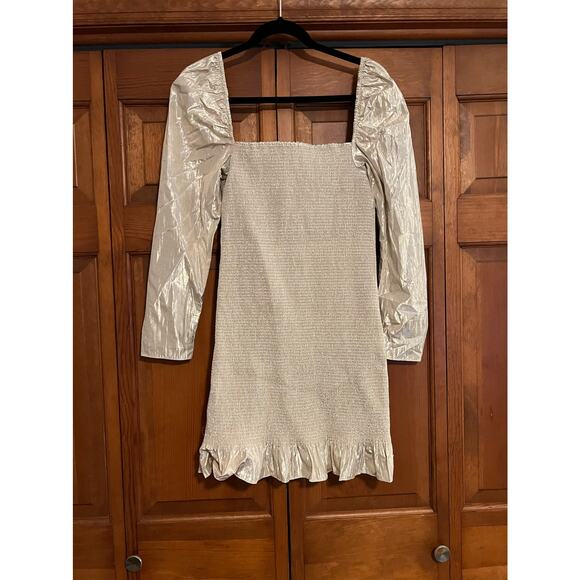 Aritzia Wilfred Smocked Metallic Bodycon Ballad Mini Dress Puff Sleeve Gold SZ M - Picture 7 of 10